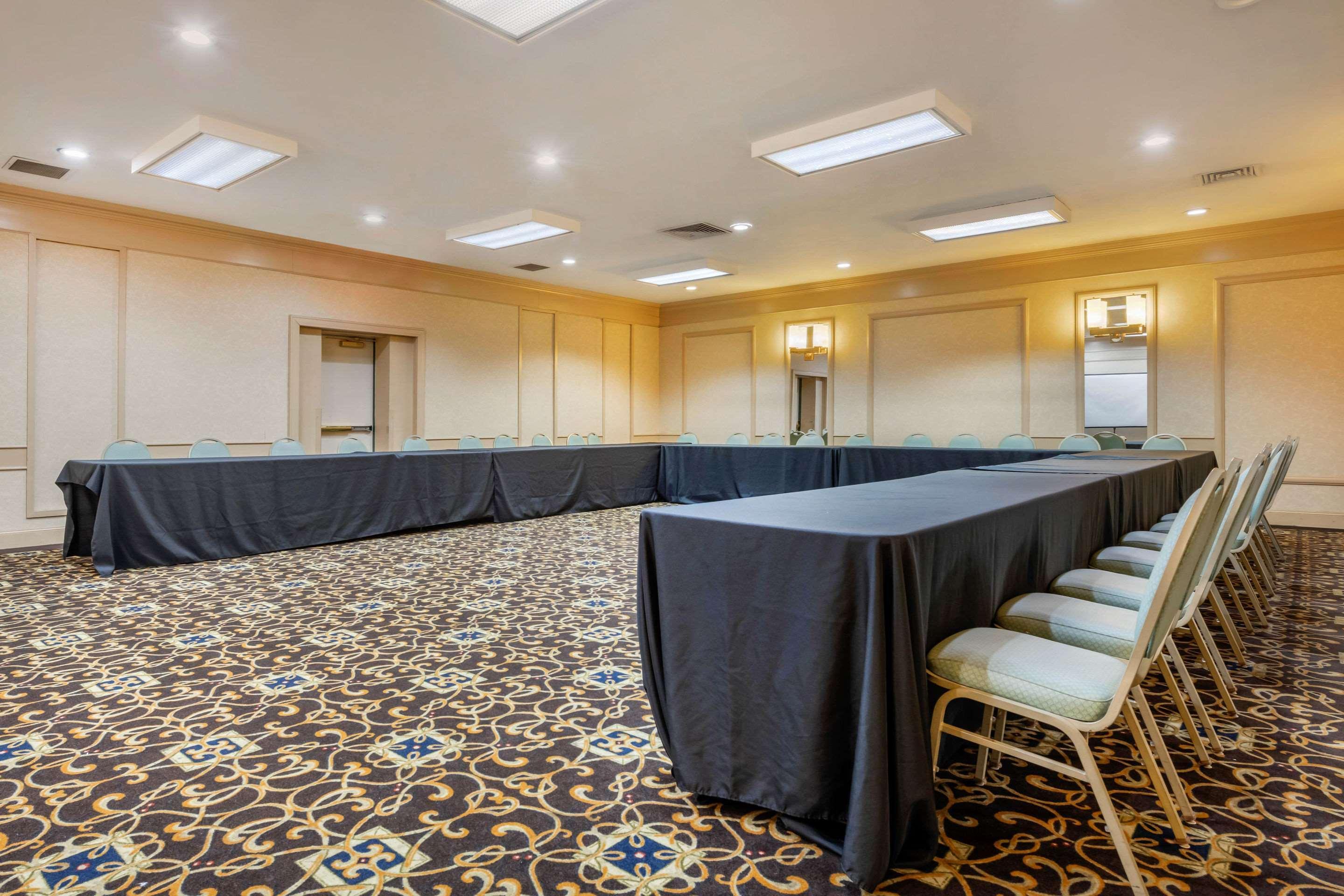 Clarion Hotel And Conference Center Harrisburg West New Cumberland Εξωτερικό φωτογραφία