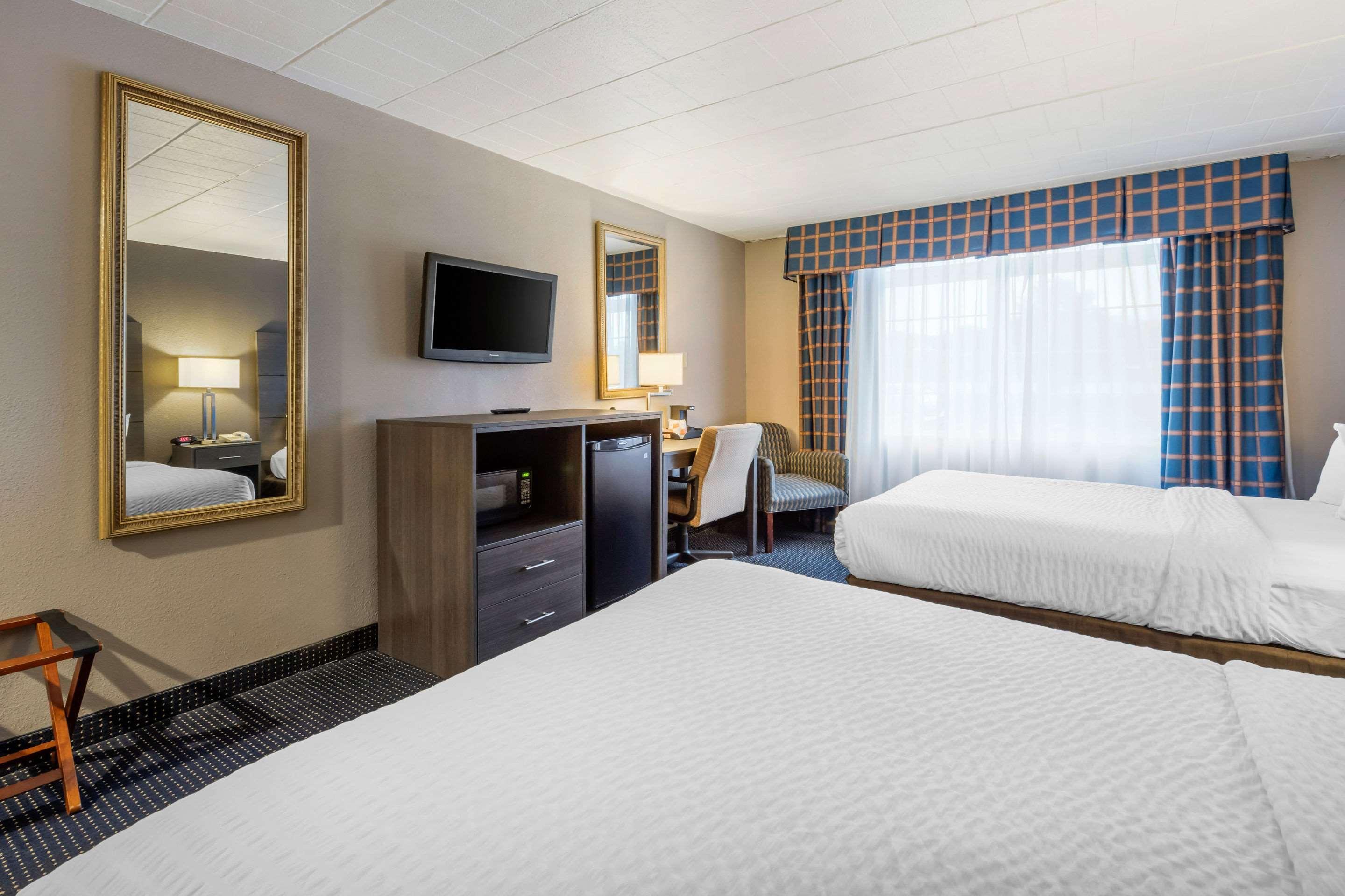 Clarion Hotel And Conference Center Harrisburg West New Cumberland Εξωτερικό φωτογραφία