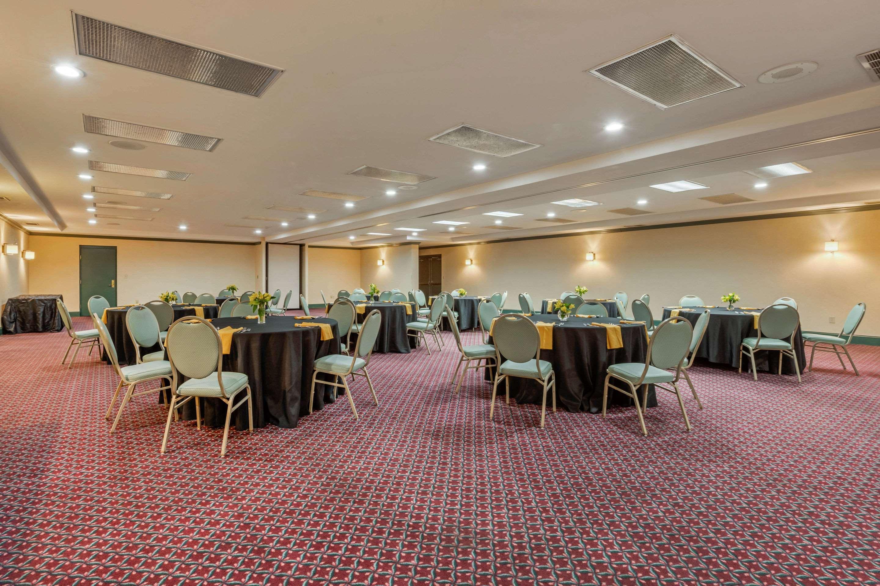 Clarion Hotel And Conference Center Harrisburg West New Cumberland Εξωτερικό φωτογραφία